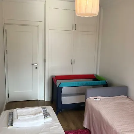 Bright And Comfortable For Families アパート シダ